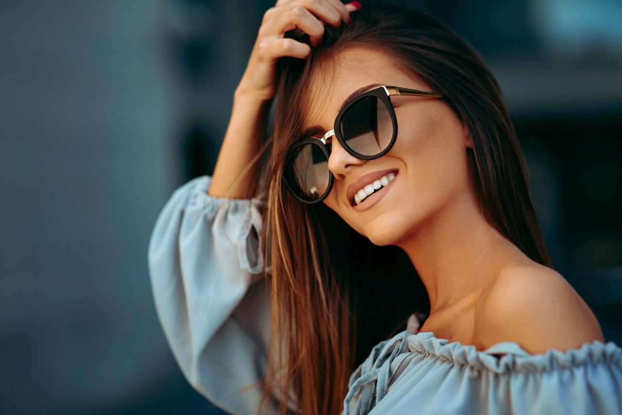 Okulary przeciwsłoneczne – jakie mają atuty?